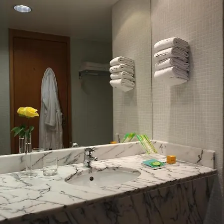 Marina Club Suite Hotel Resort, Lagos *