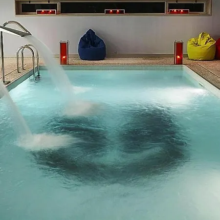 Marina Club Suite Hotel Resort, Lagos